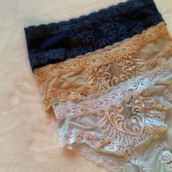 (3) Natori Feathers Hipster Briefs - Picture 1 of 10